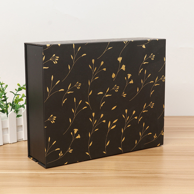 Folding Gift Box Customized Black Cardboard Cosmetic Packaging Box with Gold and Silver Stamping